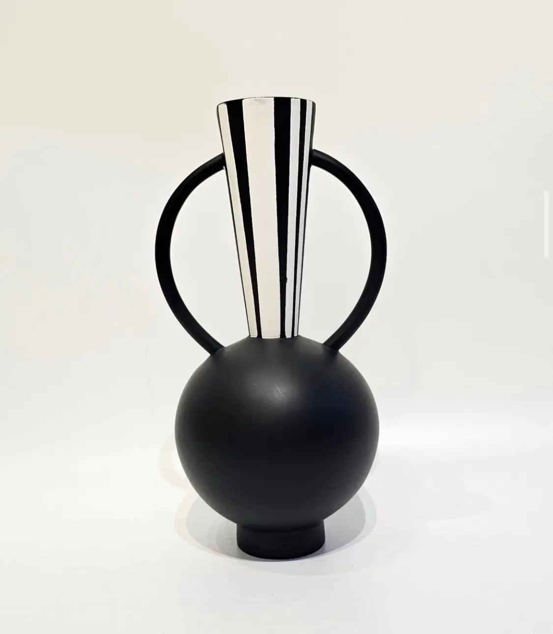 Modern Black Decorative Vase — Handcrafted Export Product by NXTGENEXPORTS, Moradabad